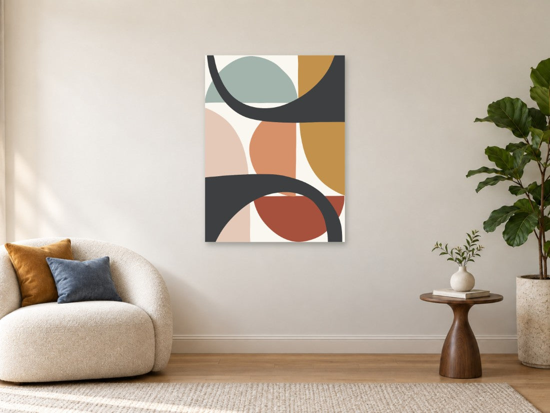Tamni lukovi preko zelenih, oker i crvenih oblika — Velika 75 × 100 cm, prikaz slike na zidu u enterijeru.